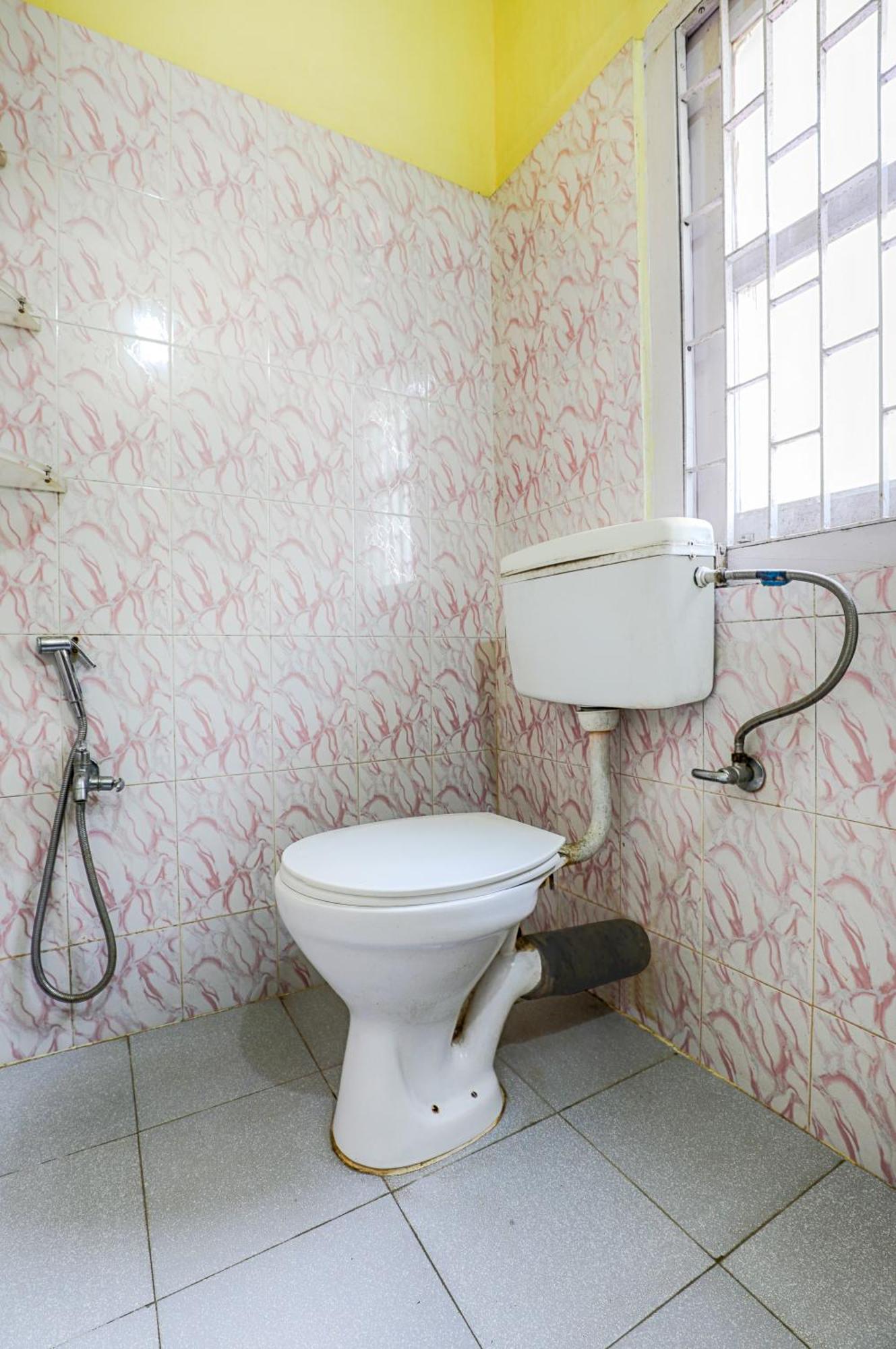 Green Vista Homestay Guwahati Ngoại thất bức ảnh