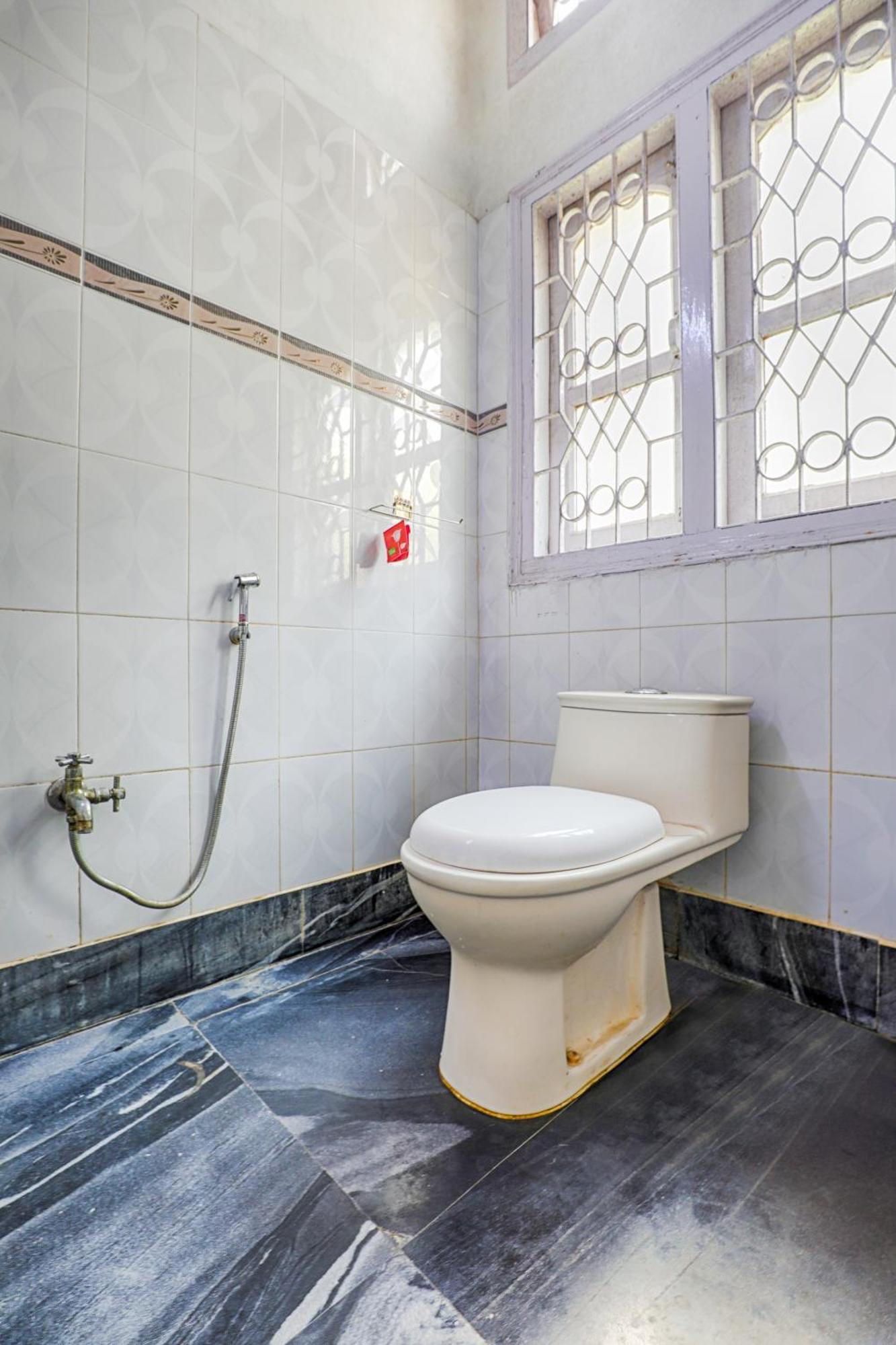Green Vista Homestay Guwahati Ngoại thất bức ảnh